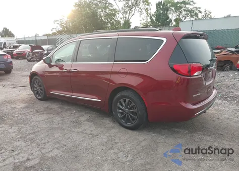 2017 Chrysler Pacifica Touring-L from USA, damaged, VIN 2C4RC1BG6HR771434